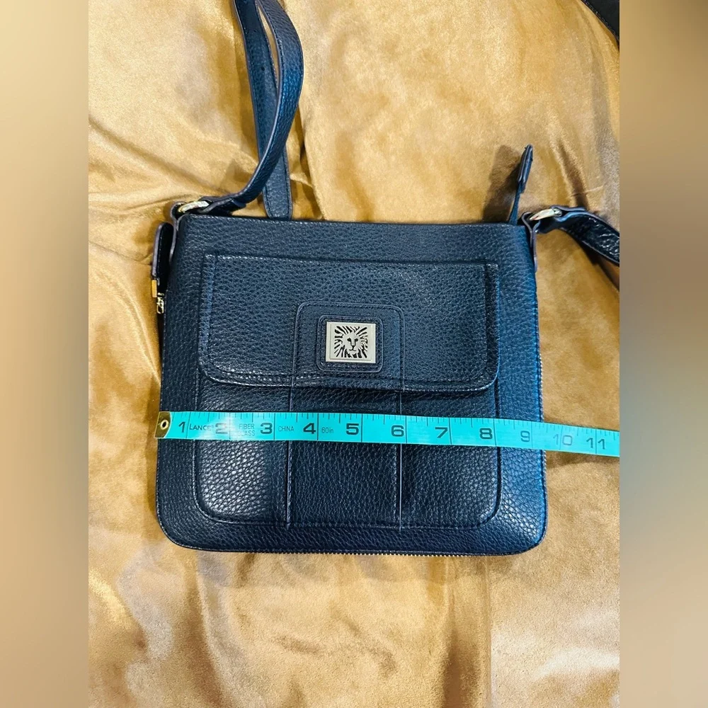 Anne Klein Black Crossbody Bag - Picture 3 of 9